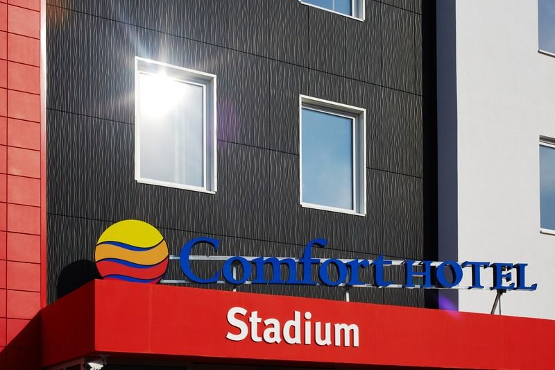 Kyriad Lyon Est Stadium Eurexpo Meyzieu Εξωτερικό φωτογραφία